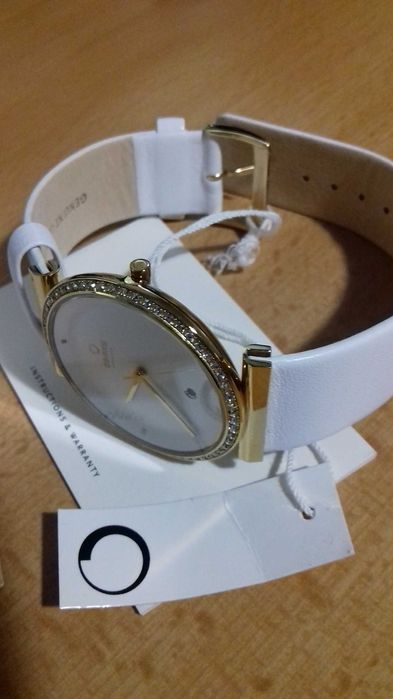 Елегантен Дамски часовник OBAKU. Нов, Оригинал!