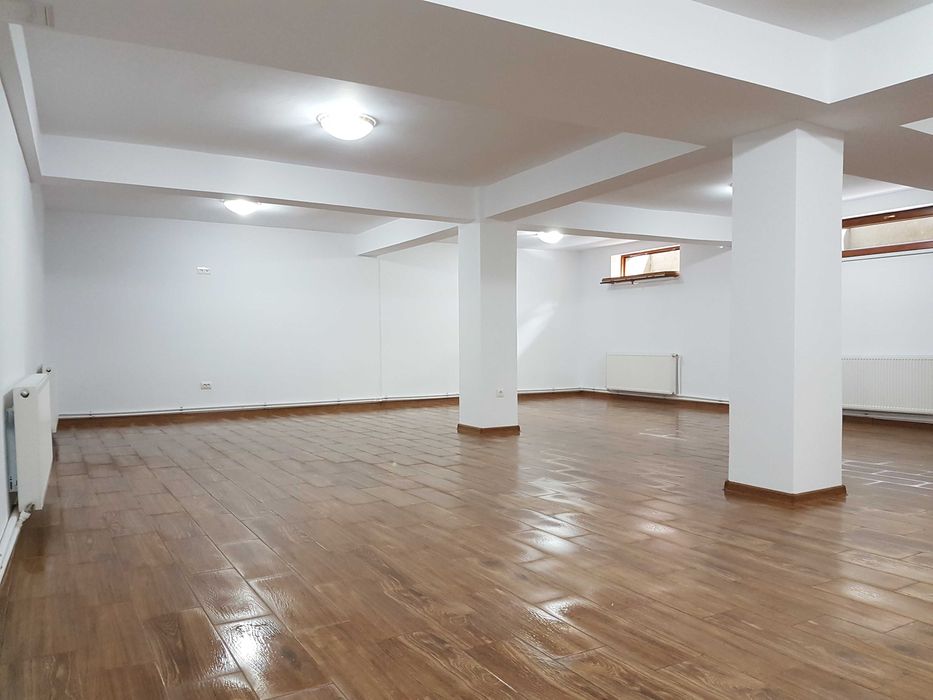 Spatiu comercial ultracentral - pentru inchiriere