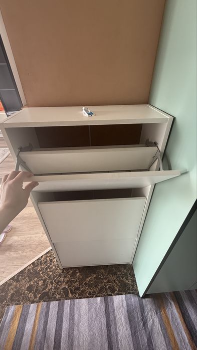 Продается обувница