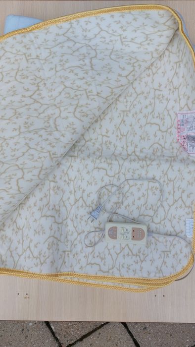 Продается большая Электро грелка