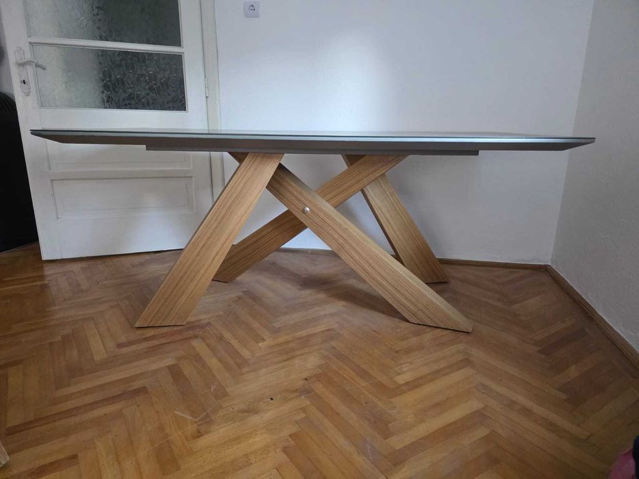 Masa de sufragerie/living design modern