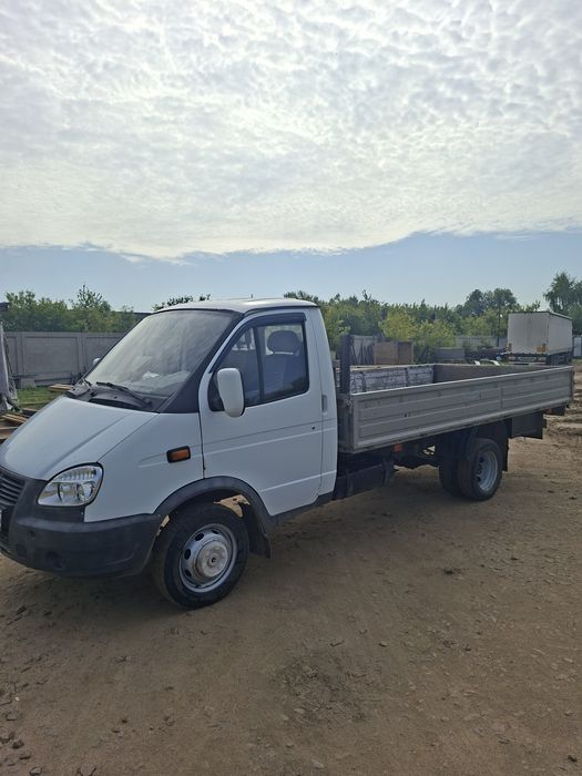 Продам Газель кузов 4.2м
