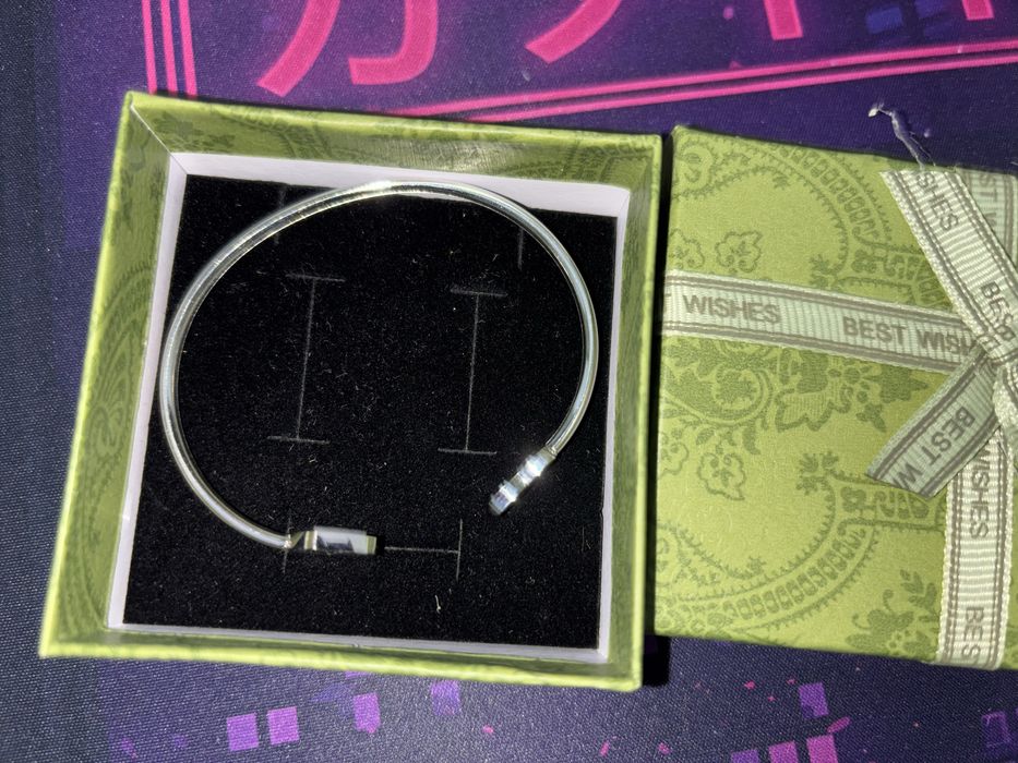 Продам серебро дещево 925 пробы