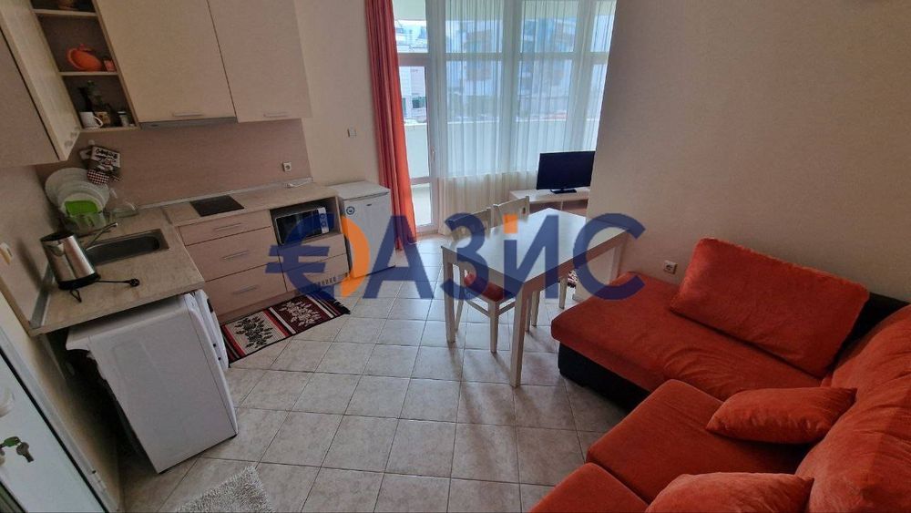 Продава се Едностаен апартамент в к.к. Слънчев бряг - 55 кв.м за 910 €/кв.м - Снимка #4