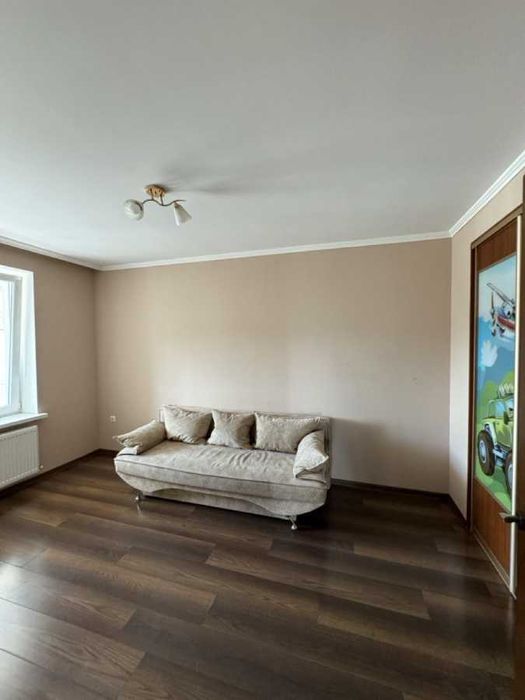 Тристаен имот в кв.Редута