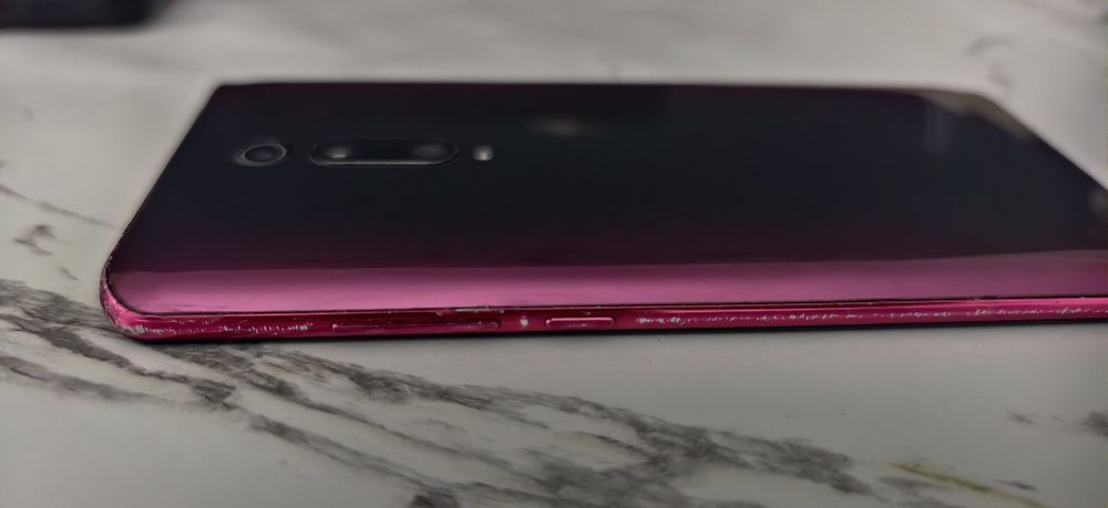 Продам Xiaomi Mi 9T