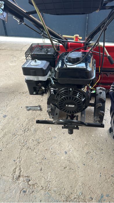 Мотоблок, косилка.