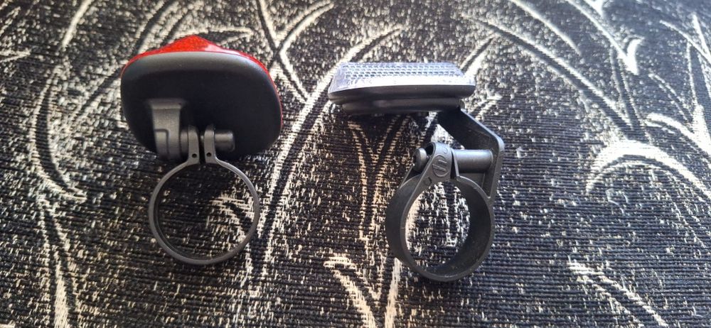 Огледало, светлоотразители, седалки и ръкохватки за велосипед