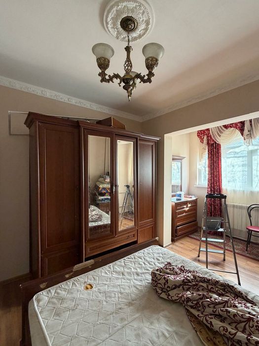 продам шкаф для спальни