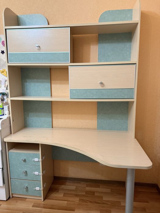 Продам детскую мебель