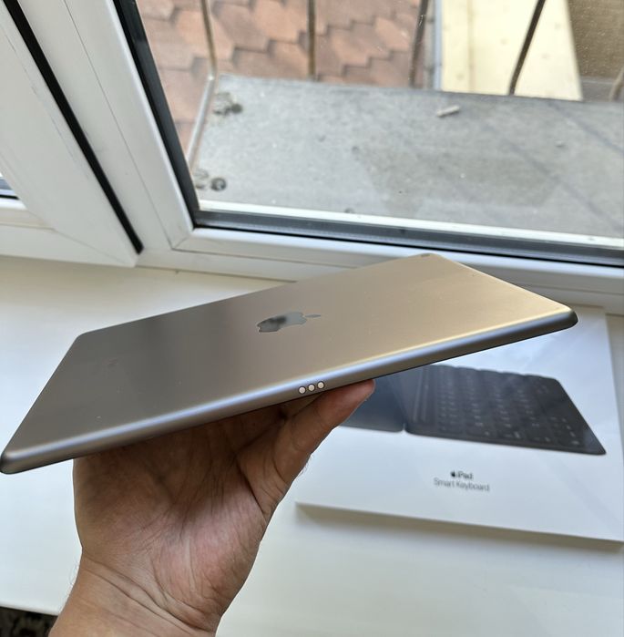 iPad 9 Gray 64GB +Smart Keyboard