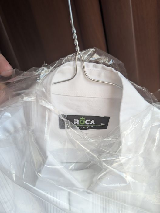 Costum Mire / Smoking complet - Roca (mărimea 64) + cămașă, papion, butoni