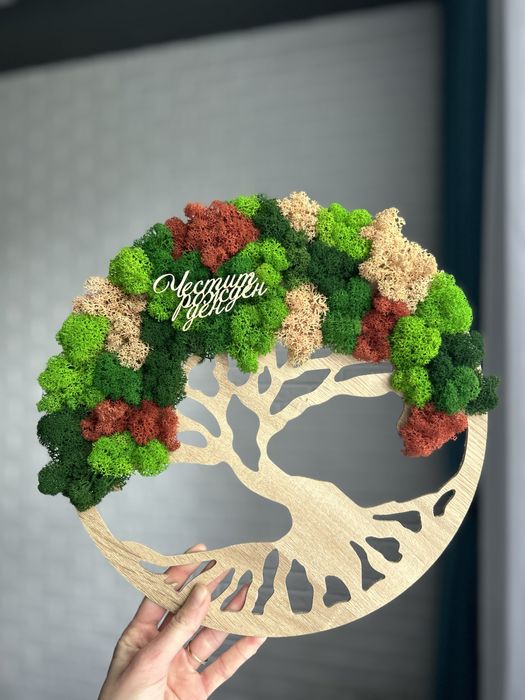 Картина дърво със скандинавски мъх