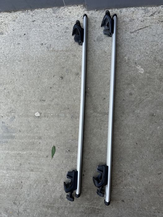 Bare Thule pentru portbagaj