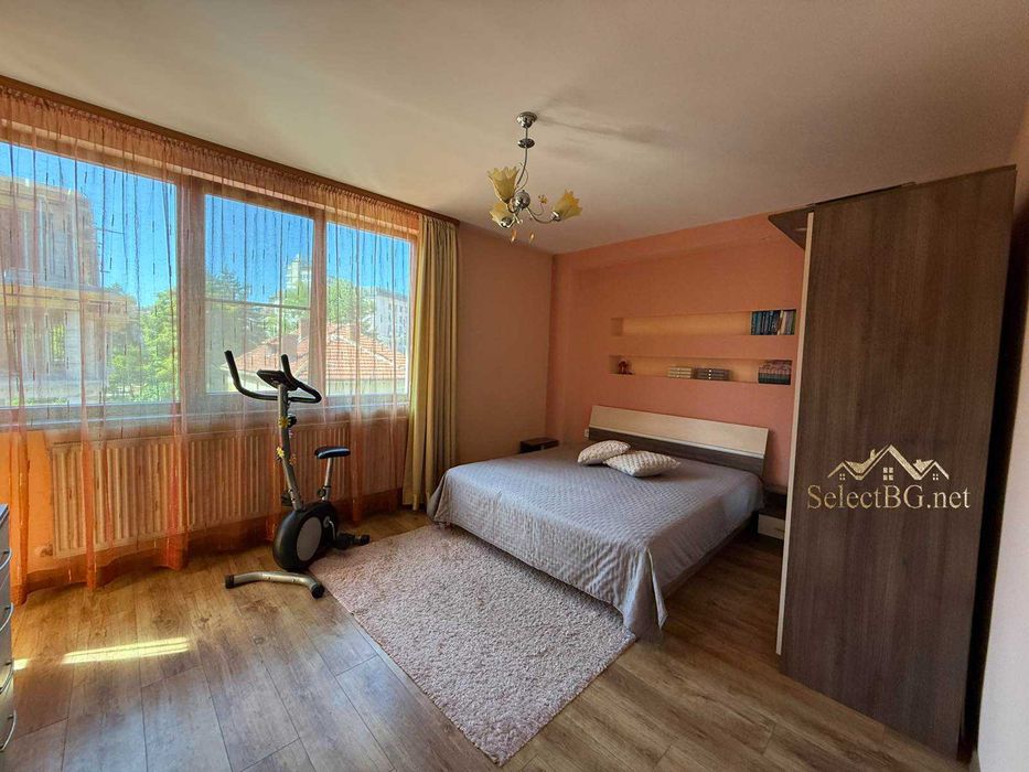 Продава се Многостаен апартамент в Велико Търново, Център - 136 кв.м за 2028 €/кв.м - Снимка #7