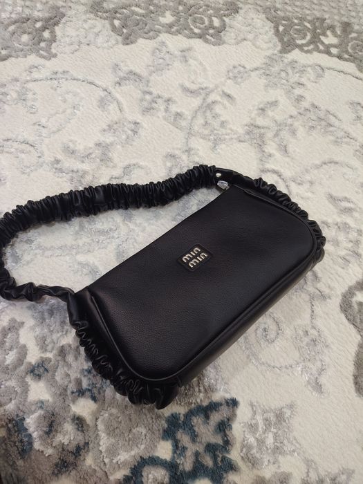 Ayollar sumkasi yangi