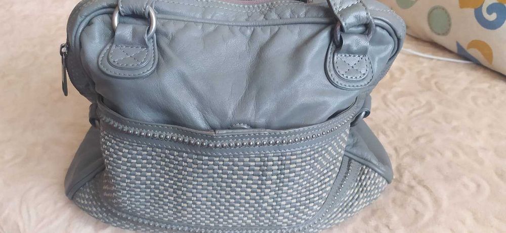 Дамска чанта естествена кожа