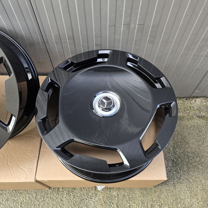 Чисто нови ковани 23" джанти за Mercedes GLS/GLS 63 AMG