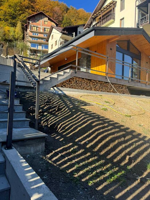 Garduri, balustrade, porti