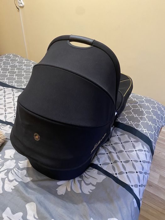 Бебешка количка Elit Chipolino