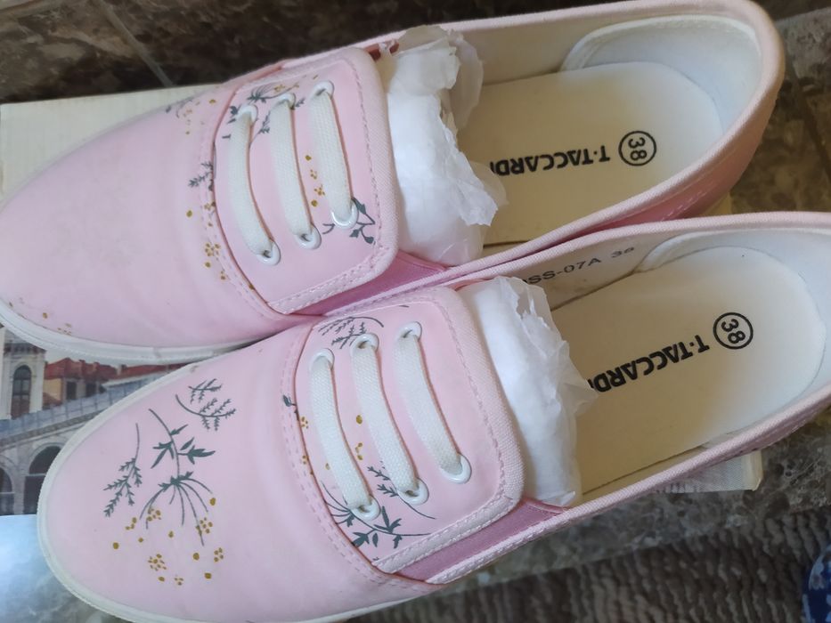 Продам женские слипоны