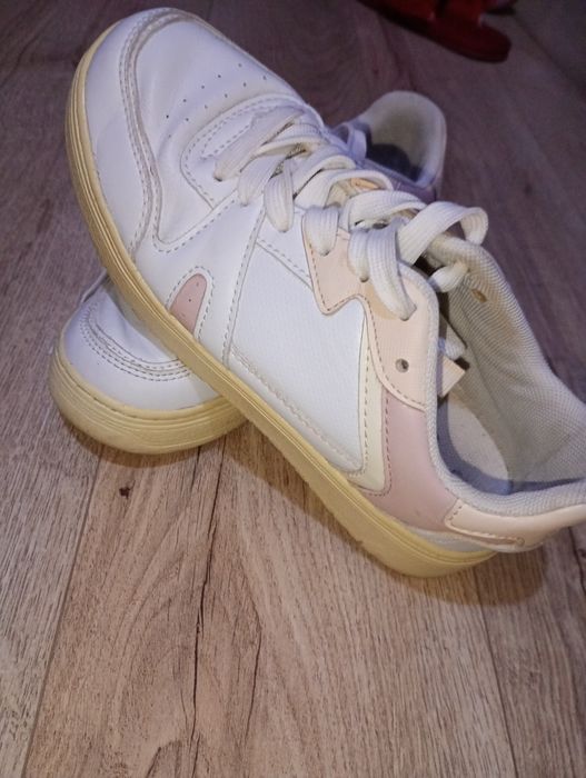 Adidași damă sport