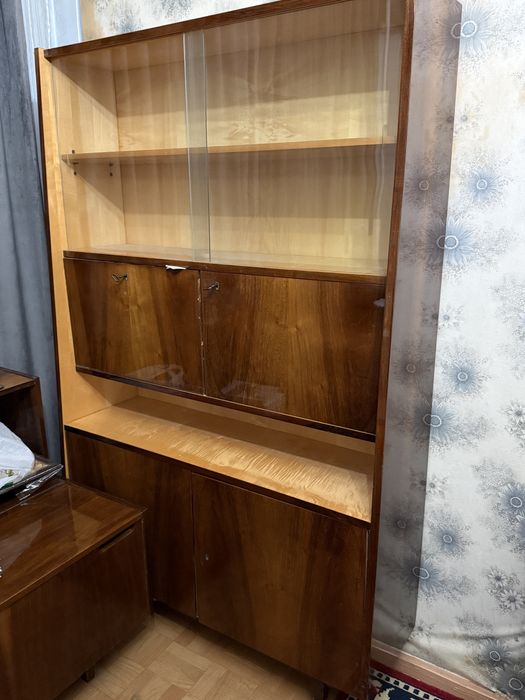 Шкафы сервант советские винтажные