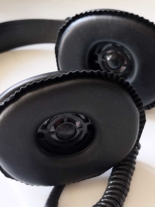Ретро слушалки HD-1010