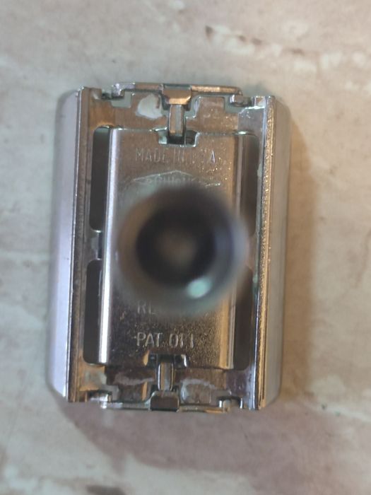 Gillette Adjustable (fabricat în perioada 1961–1967).