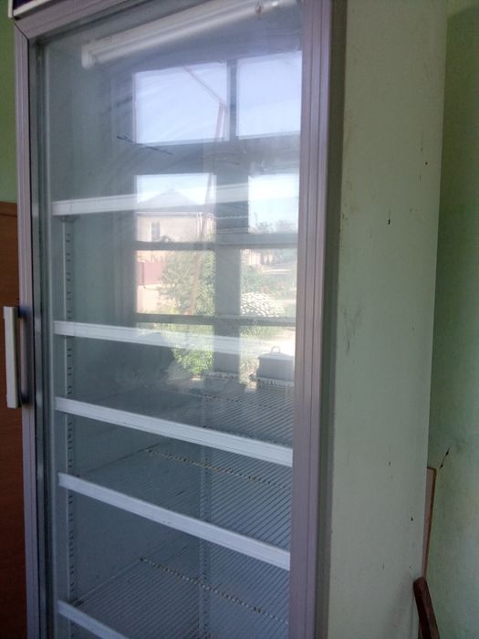 Холодильник для магазин