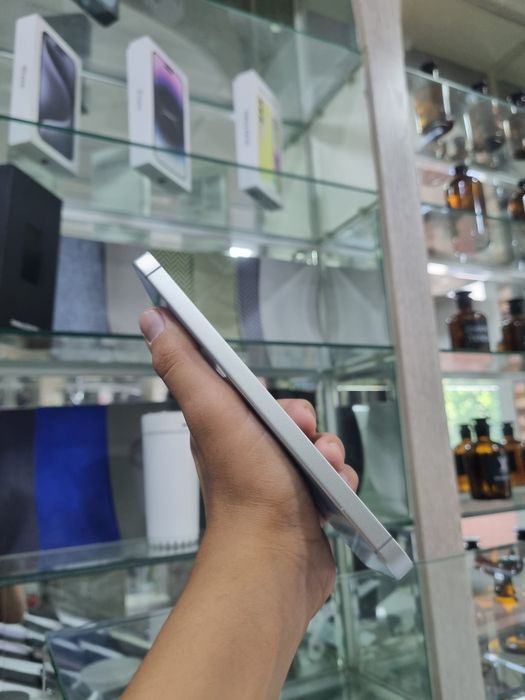 Samsung galaxy S24 FE