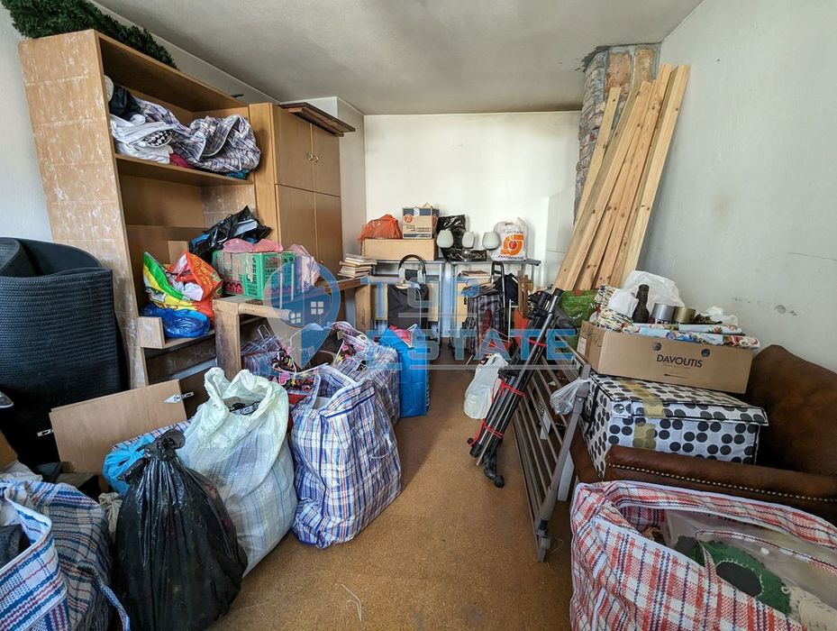 Етаж от къща в центъра на град Трявна