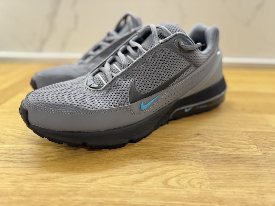 Мъжки маратонки NIKE AIR MAX PULSE 47 номер