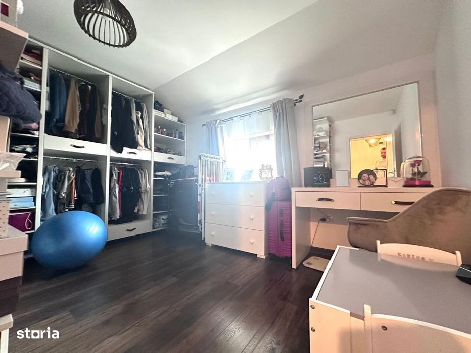Duplex 4 camere-zona foarte buna -113 mp - Mosnita Noua