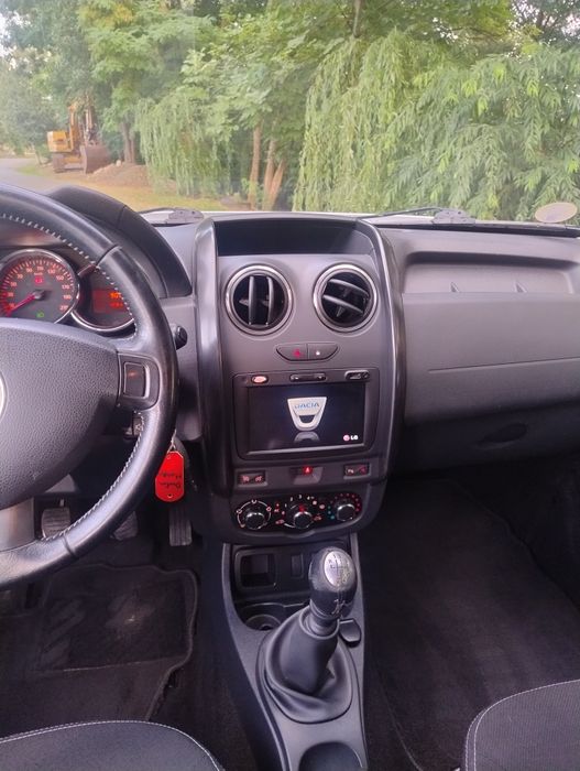 Dacia Duster 2014 diesel 4*2
