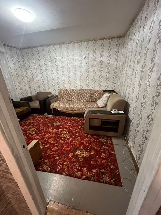 Продам 2 ком квартиру 19 микрорайон