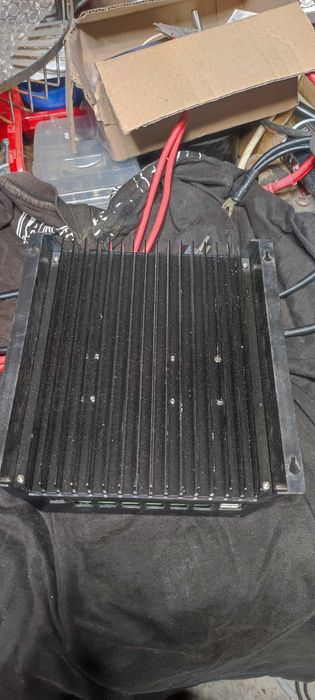 Incarcator Solar MPPT 100A folosit 2 - 3 luni, functioneaza perfect