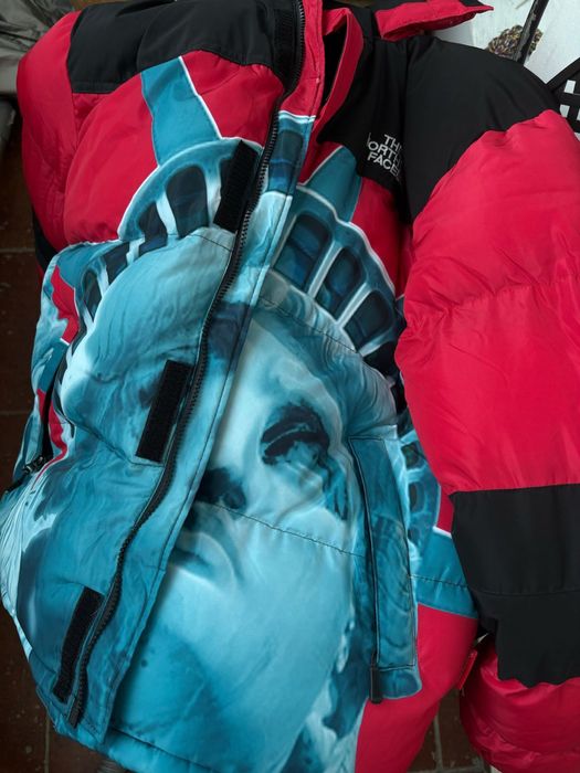 Продам куртку 50-52 размер