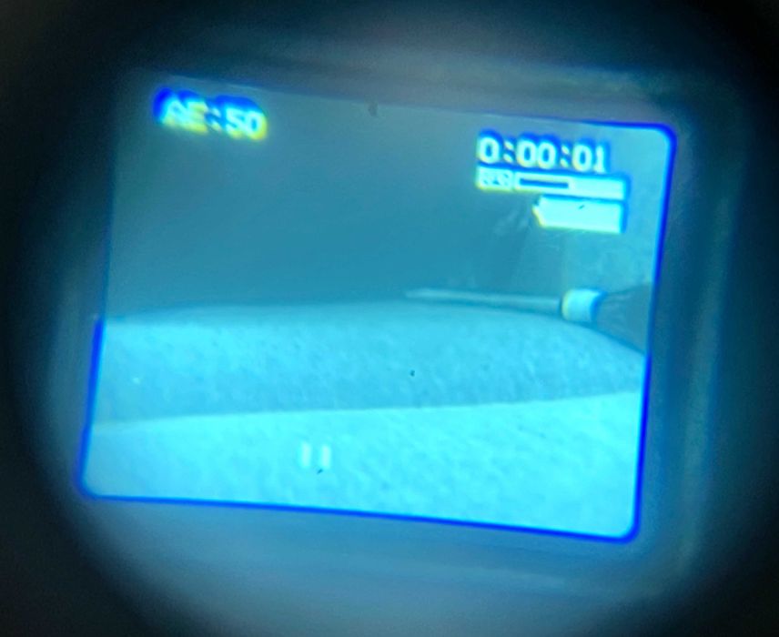 Camera video Hitachi VM-H610E Hi8 PAL cu incarcator si acumulatori