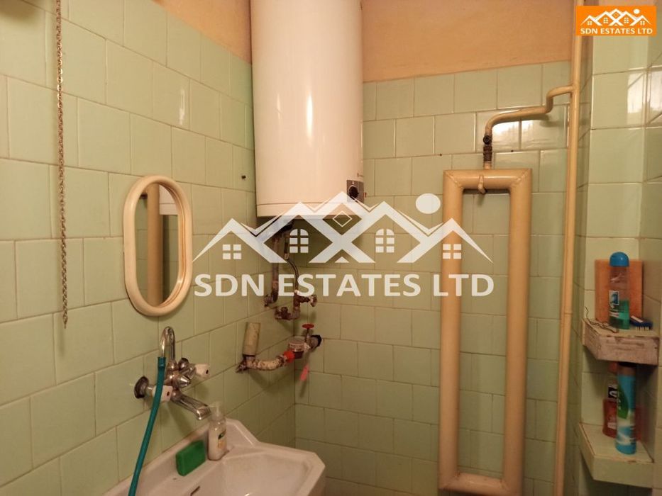 Продава се Двустаен апартамент в Казанлък - 74 кв.м за 1241 €/кв.м - Снимка #3