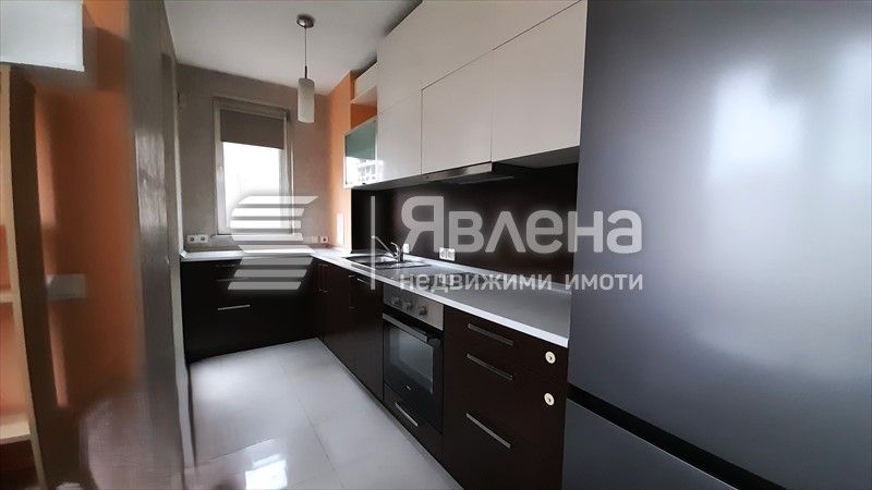 Дава се под наем Тристаен апартамент в София, Сухата река - 87 кв.м за 680 € - Снимка #1