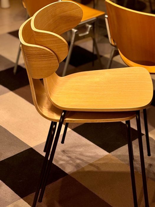 De vânzare 4 scaune dinning.