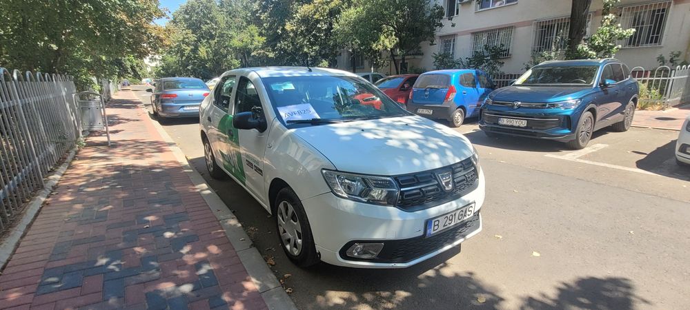 Închiriez mașini UBER BOLT