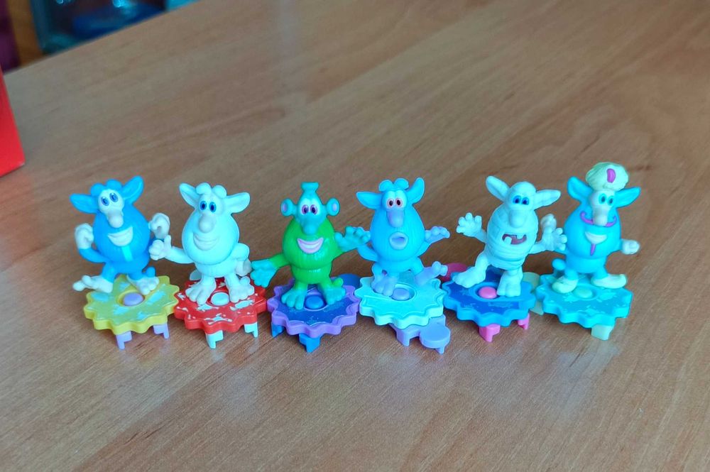 Фигурки Kinder буба