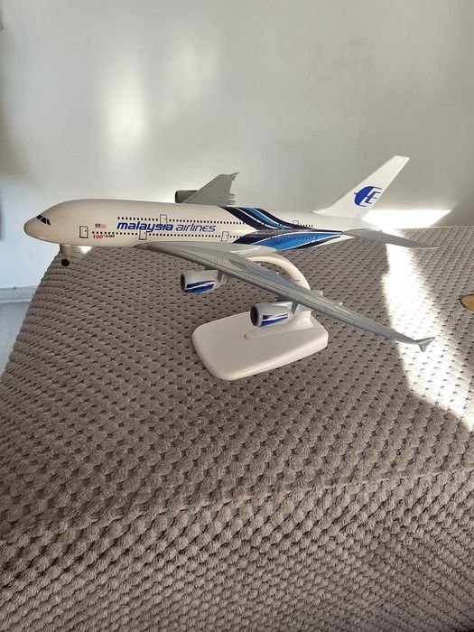 Macheta metalica avion 21 cm noua diferite modele