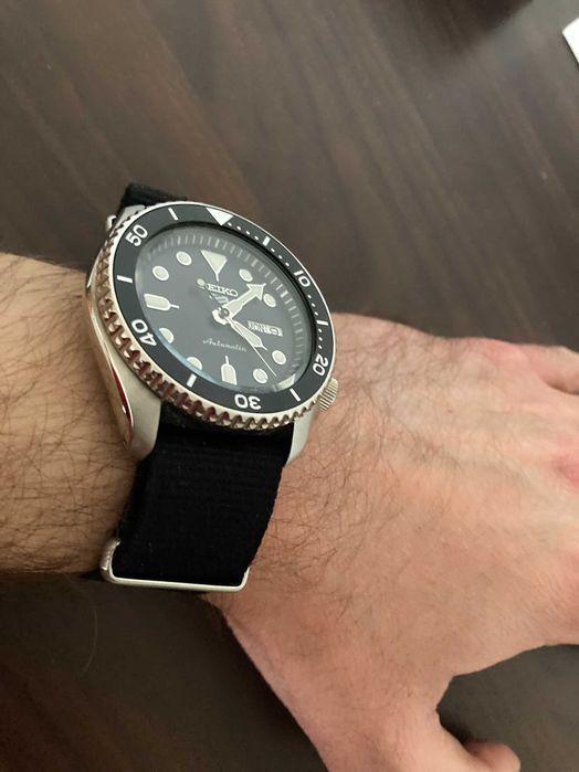 Ceas Seiko 5 Automatic - Macy's Limited Edition - 4R36 - Negru