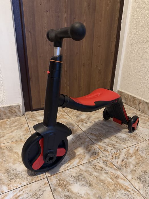 Trotineta Axel, 3 in 1, Negru/Rosu, transformabila in tricicleta si balance bike