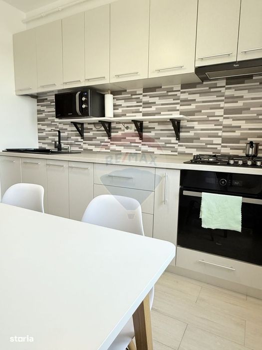 Apartament 2 Camere Militari | Rosu | Parcare Inclusa | Bloc 2017
