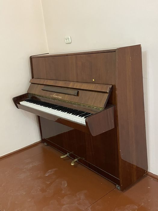 Pianino holati yangi 300$