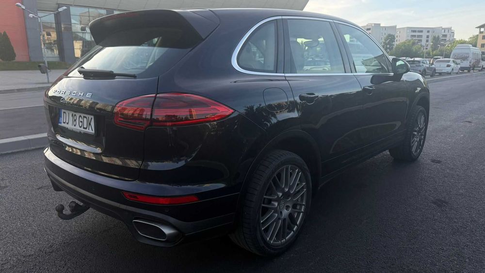 PORSCHE Cayenne 2015 — imagine 4